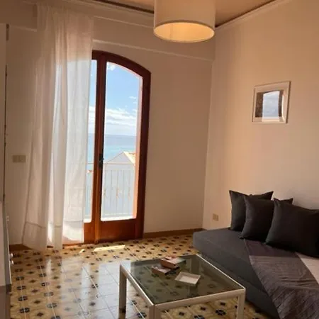 Casa Caterina Appartamento Giardini Naxos